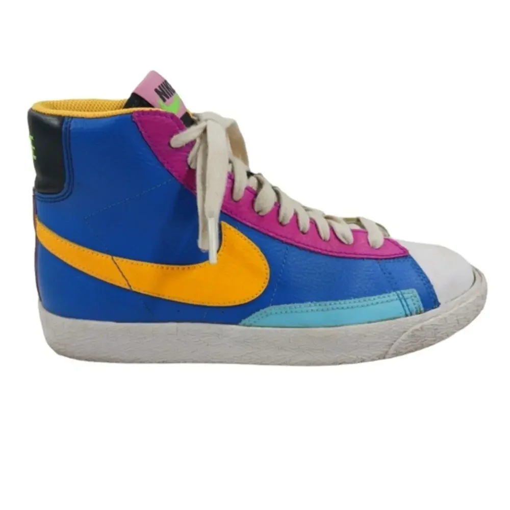 Nike Blazer Multi Color Sneakers GUC size 5Y S2284